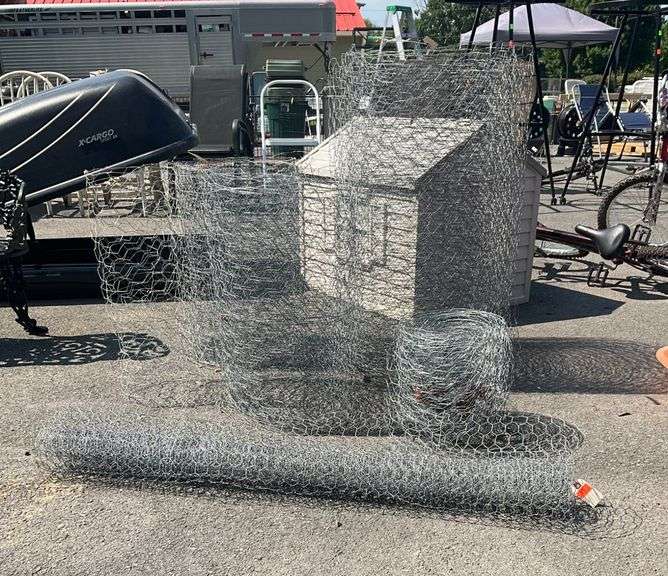 Hardware Cloth fencing in Various Heights and Quantities - Hash Auctions