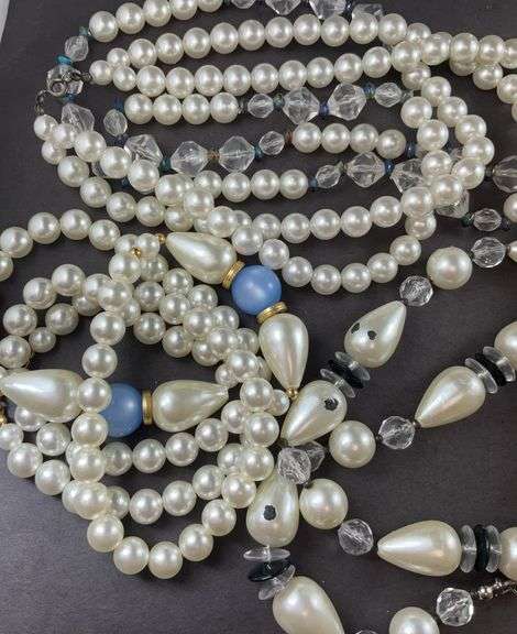 Costume Jewelry, 4 Necklaces With Pearls (Faux )Large And Small Beads