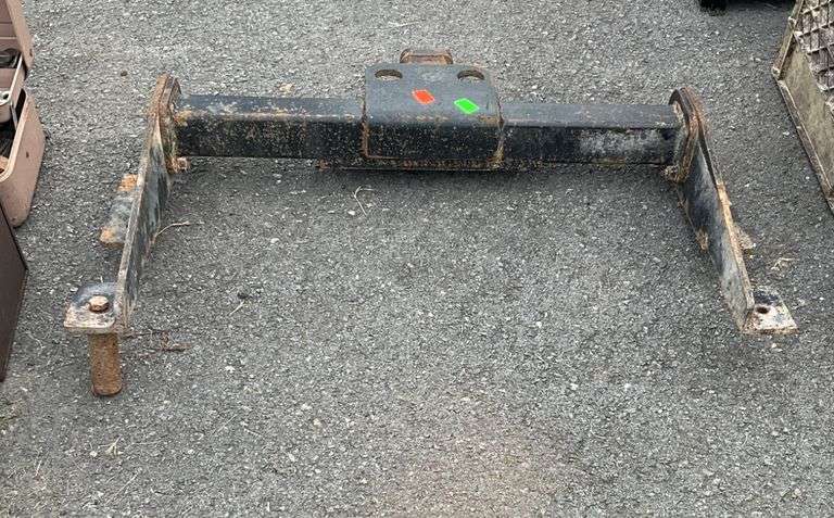 Steel Tow Hitch Bar with Brackets