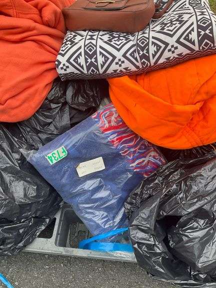 Pallet Lot Containing Mixed Textiles and Items