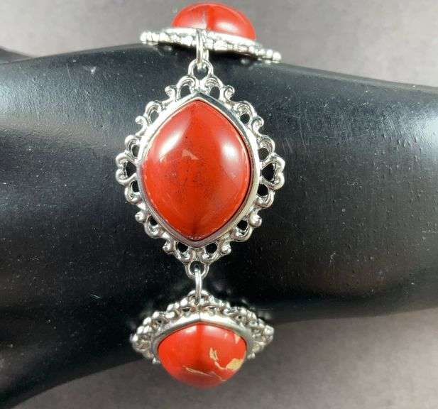 Red jasper 8-10in silvertone bracelet