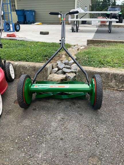 Scotts Elite Manual Reel Lawn Mower with 5-Blade Cutting System