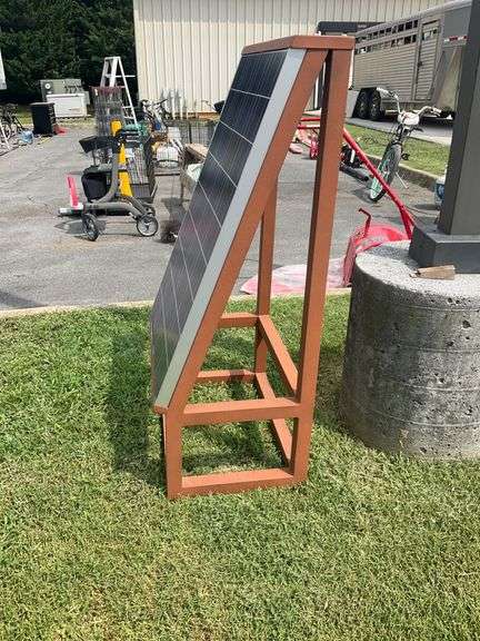 Kyocera KC80 Photovoltaic Module with Stand