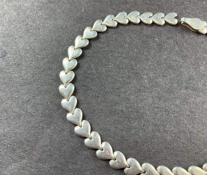 Tiny Silver Heart Bracelet 2.8 grams Sterling Silver size 7", no clasp