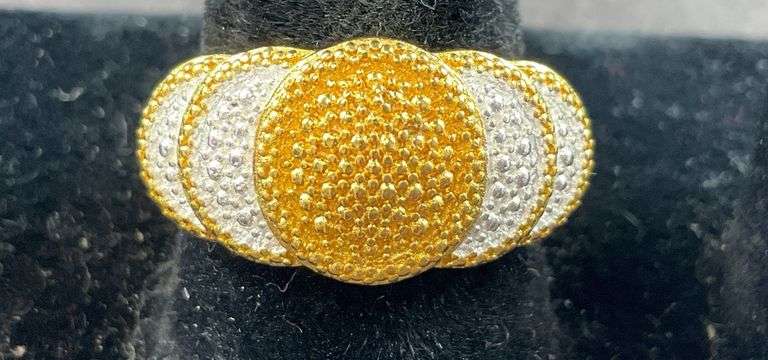 Yellow diamond accent scalloped platinum bond 18k gold plated size 7 ring