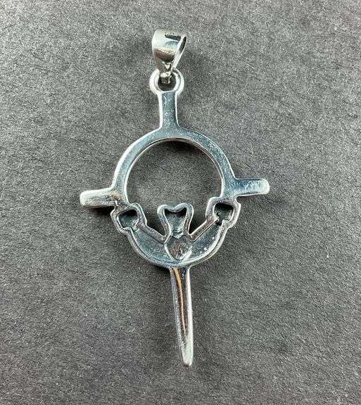Sterling silver lab opal claddagh pendant