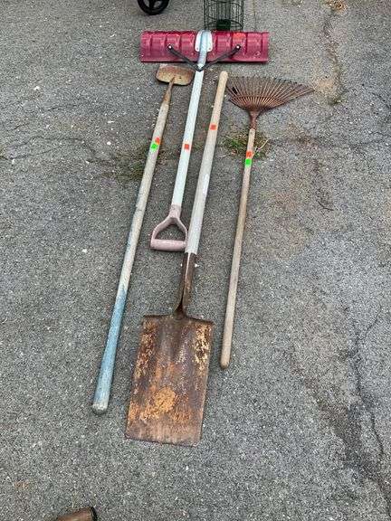 Bird Feeder with Squirrel Guard Cage and Assorted Long-Handle Garden Tools