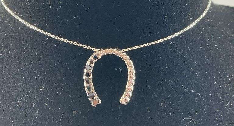 Sterling silver horseshoe pendant necklace 18in