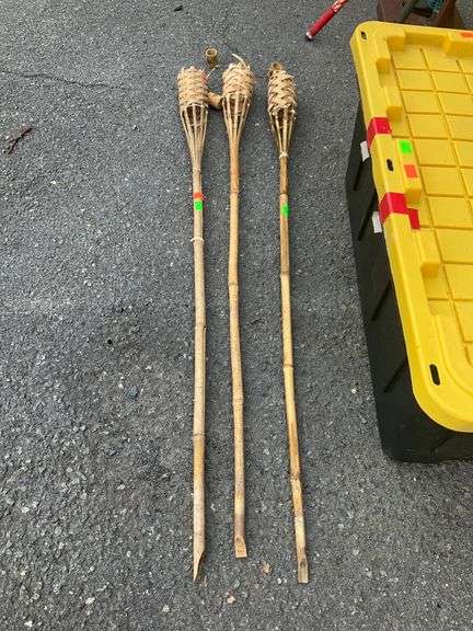 Yellow-Lidded Commander XXL Tote and Three Tiki Torches
