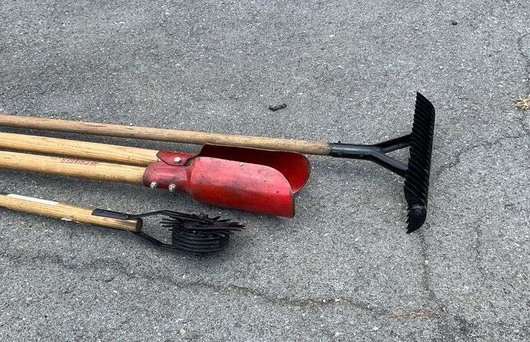 Garden Tools Set Featuring Dual-Sided Rake, Post Hole Digger, and Wooden Handle Edger