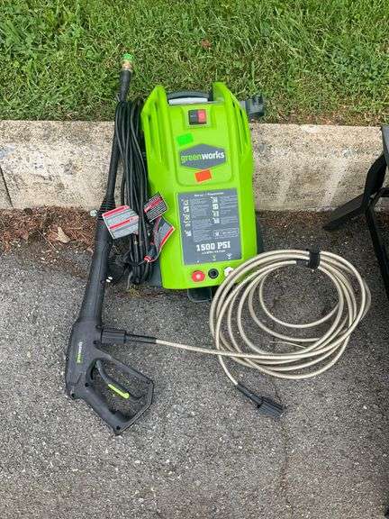 Greenworks 1500 PSI Electric Pressure Washer with Hose and Spray Gun