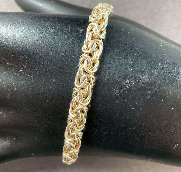 Plain Silver Bracelet 7.3 grams Sterling Silver size 8"