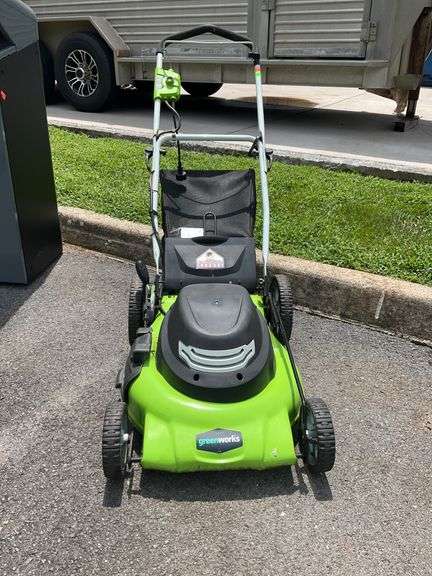 Greenworks Electric Lawn Mower with 18-Inch Cutting Width