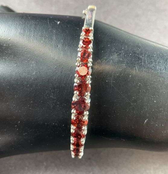 Bangle Bracelet Side Clasp With Garnet Colored Stone 13.8 grams Sterling Silver size 2 1/2"