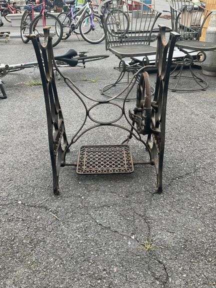 Cast Iron Sewing Machine Treadle Base with ‘New Ideal’ Branding