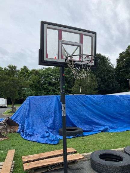 Lifetime Basketball Hoop with Acrylic Backboard and Weighted Base, needs new net