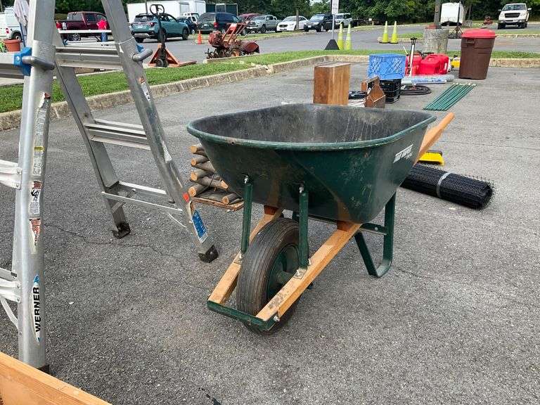 True Temper Wheelbarrow with Two Handles and Pneumatic Wheel