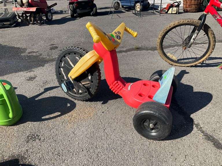 Children’s Plastic Tricycle with Pedals and Large Front Wheel