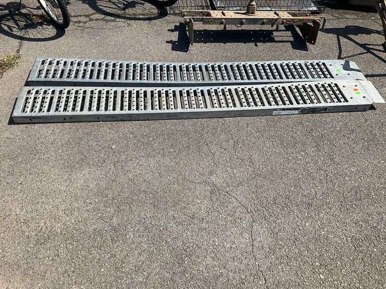 Metal Automotive Ramps, 88”L
