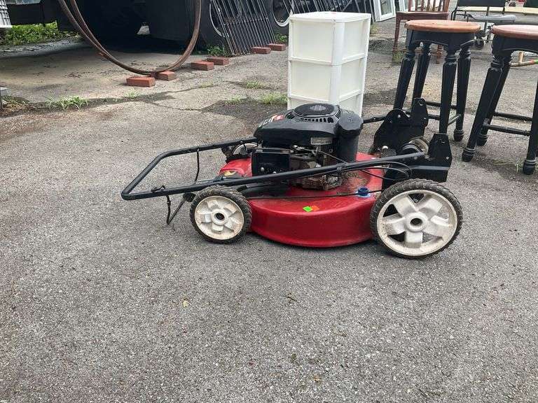 Toro Recycler 22-Inch Gas-Powered Lawn Mower for Parts or Repairs