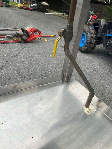 Commercial Stainless Steel Utility Sink with Drainage and Undershelf