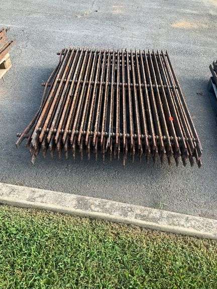 Four Steel Panels with Rod and Bar Construction