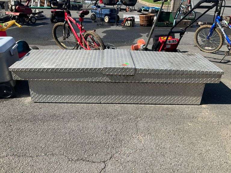 Diamond Plate Truck Bed Toolbox, 69″L, by Davis Manufacturing Co.