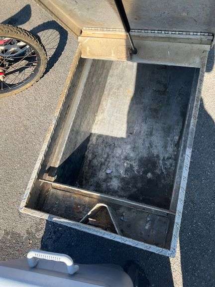 Diamond Plate Truck Bed Toolbox, 69″L, by Davis Manufacturing Co.