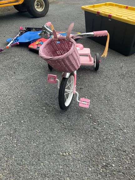 Radio Flyer Pink Tricycle with Basket and Streamers