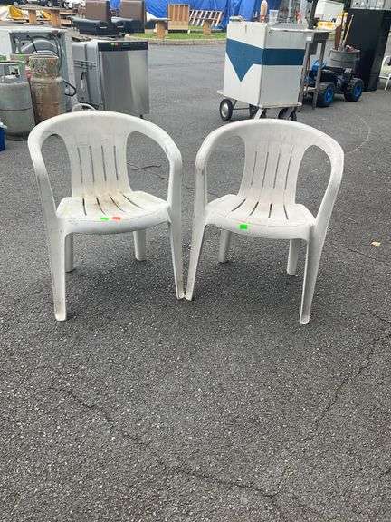 White Plastic Outdoor Chairs