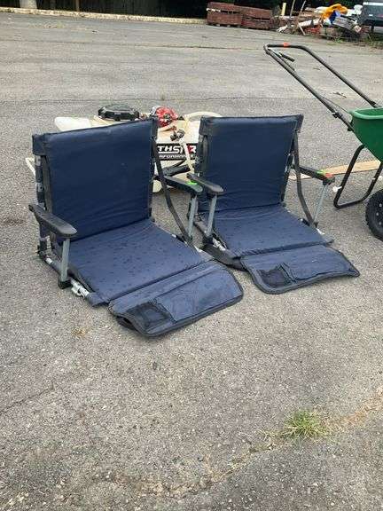 Blue Folding Stadium Seats with Armrests