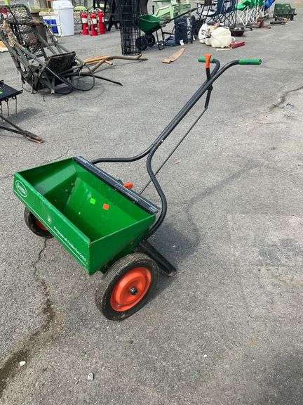 Scotts PF-1 Precision Flow Control Spreader, Model No. 011B