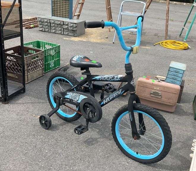 Huffy Kids Bike with Training Wheels and Decorative Graphics