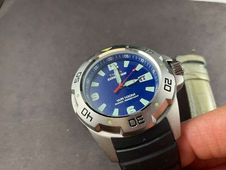 Timex Wrist Watch Expedition Blue Dial,running   And Wrist Watch By Stauer ( back cracked) not running