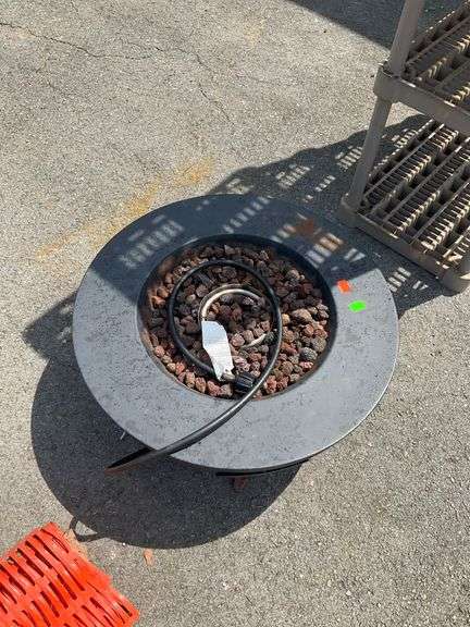Propane Firepit With Decorative Lava Rock