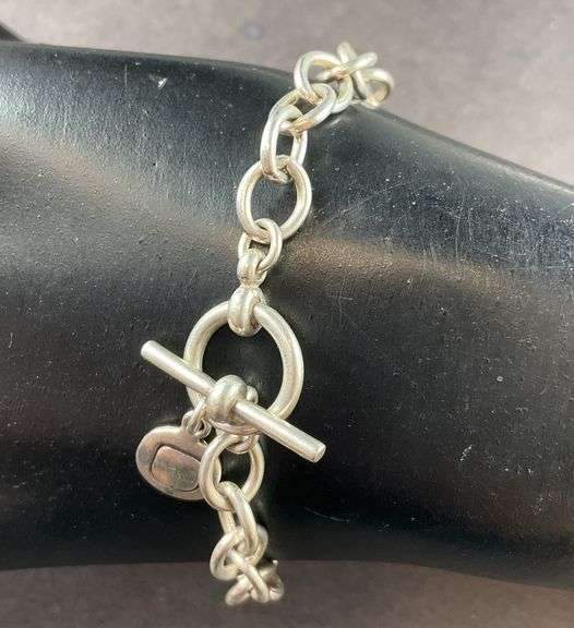 Simple Silver Bracelet With Toggle Clasp 11.3 grams Sterling Silver size 7.5"