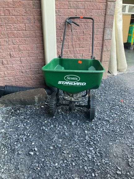 Scotts Standard Broadcast Seed Spreader with Manual Handle