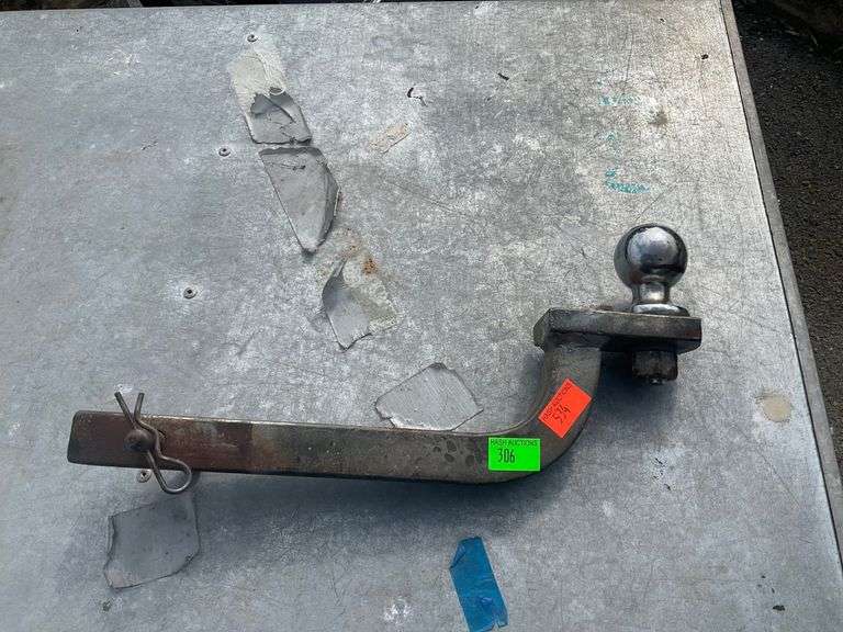 Heavy-Duty Trailer Hitch with Ball, 2,000 lbs Capacity