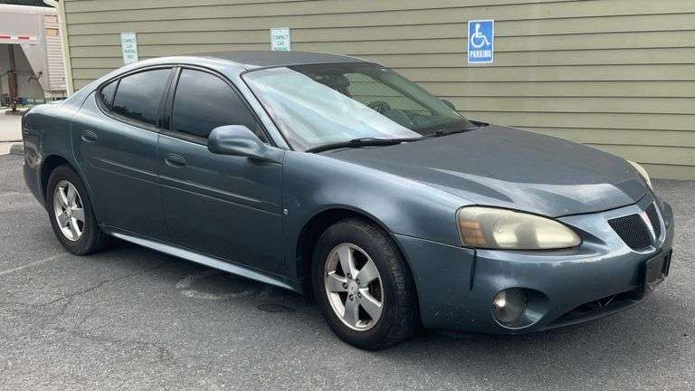 2007 Pontiac SDN. Grand Prix Vin # 2G2WP582271224799. 3800 series 3.8L Engine, milage 127,366.