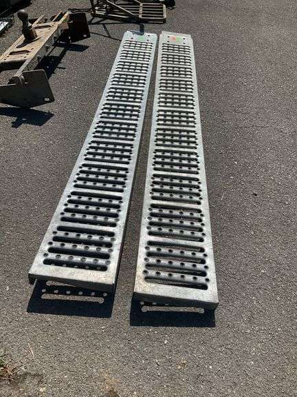 Metal Automotive Ramps, 88”L