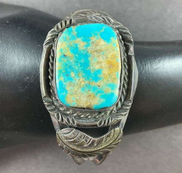 Vintage Cuff Bracelet With turquoise Stone 32.9 grams Sterling Silver size 2"