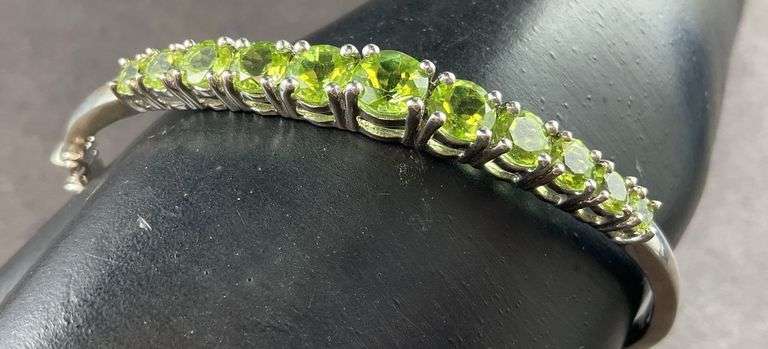 Bangle Bracelet Side Clasp With Peridot Colored Stones 12.4 grams Sterling Silver size 2 1/2"