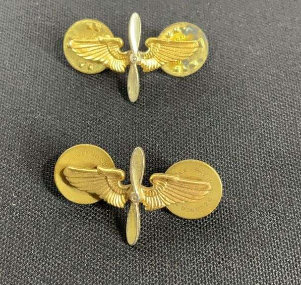 WW2 US Army air corps insignia pin propeller wings
