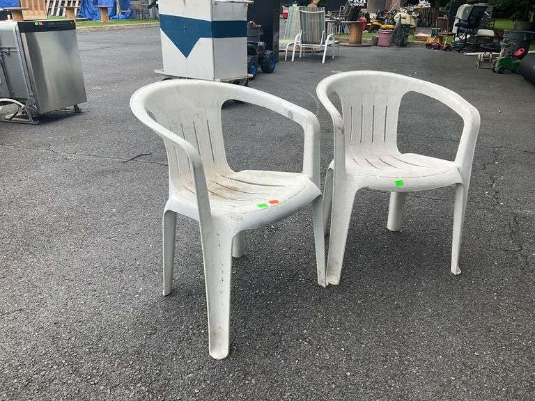 White Plastic Outdoor Chairs