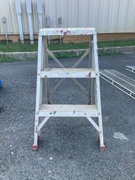 Aluminum Two-Step Ladder With 24-Inch Top Step Height