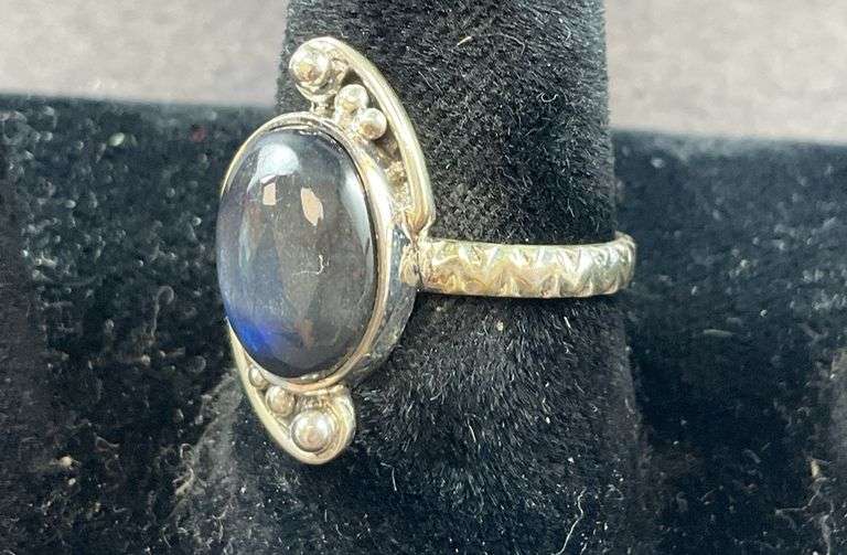 Sterling silver blue labradorite ring size 7.5
