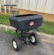 Spyker Model 76-23 Broadcast Spreader with Metal Mesh Insert