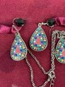 Silvertone necklace and earrings set