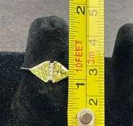 Size 7 sterling silver lemon lime peridot CZ and white diamond ring