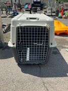 Durable Plastic Pet Carrier with Metal Grid Door, 30″Lx20″Wx20″H